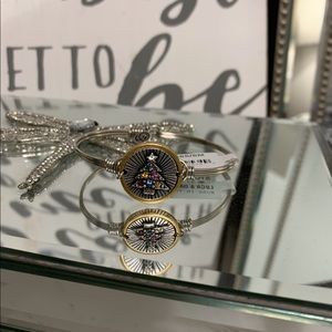 Luca + Danni bracelet Xmas tree